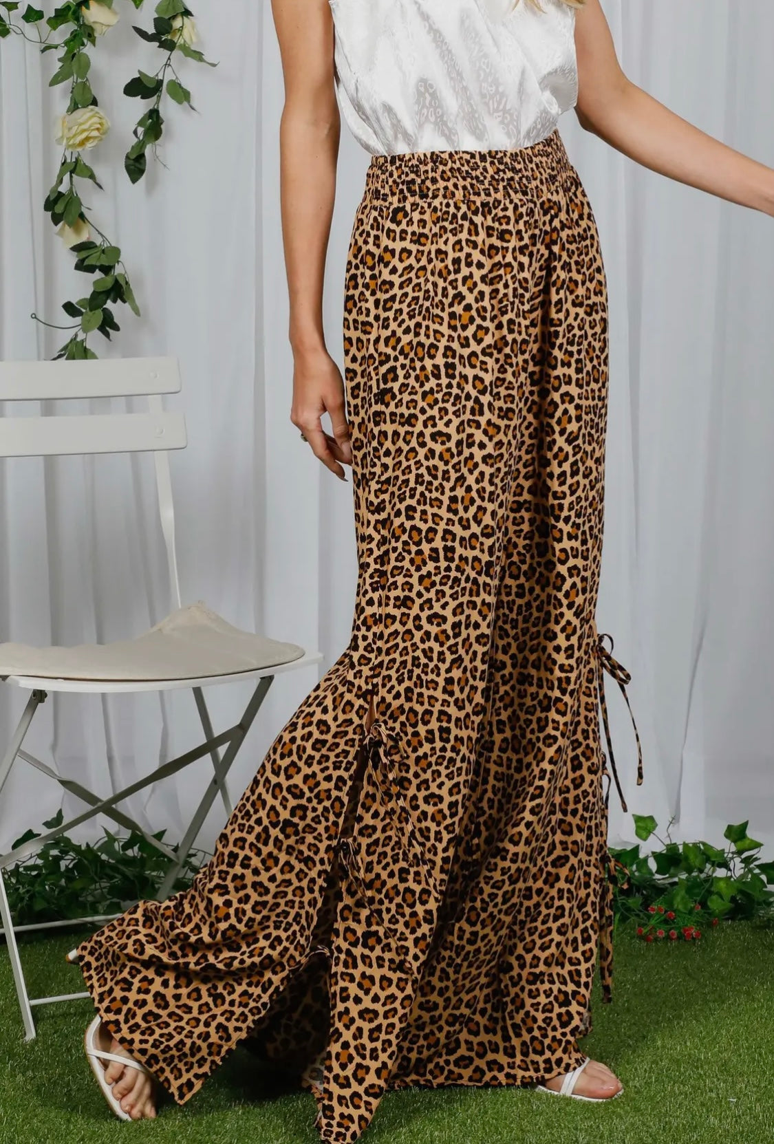 Cheetah Printed Wide-Leg Pants Side Slit with Tie