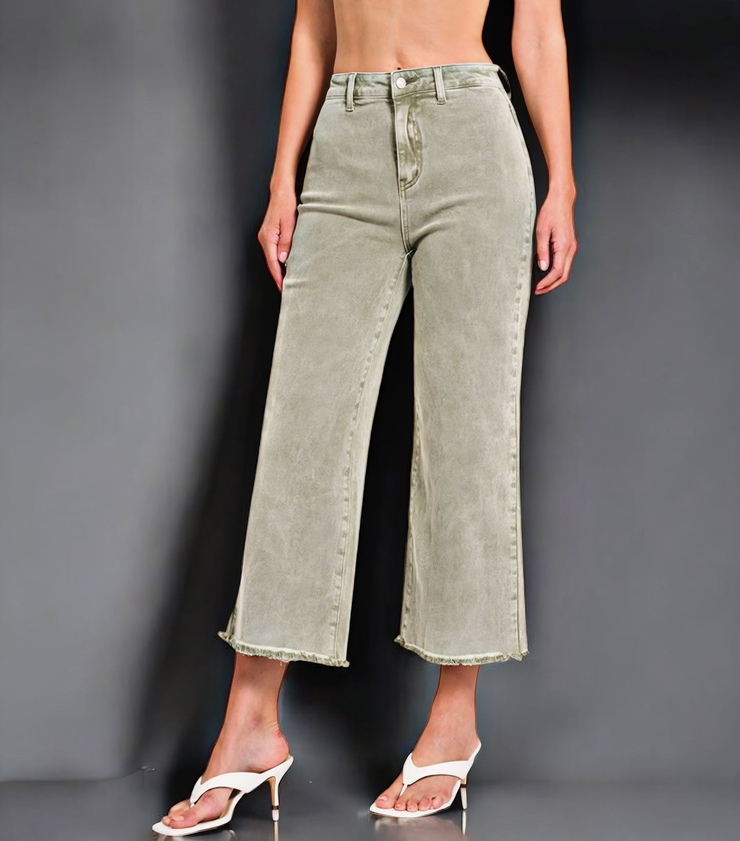 Stretch Acid washed High Waste Jeans