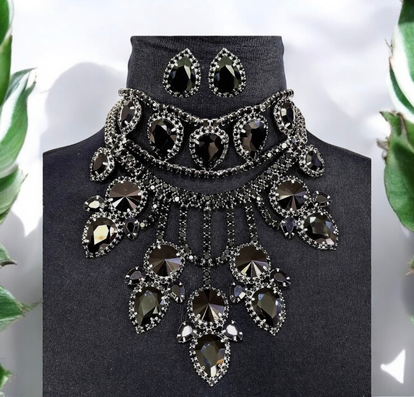 Renaissance Chunky Floral Chocker Set