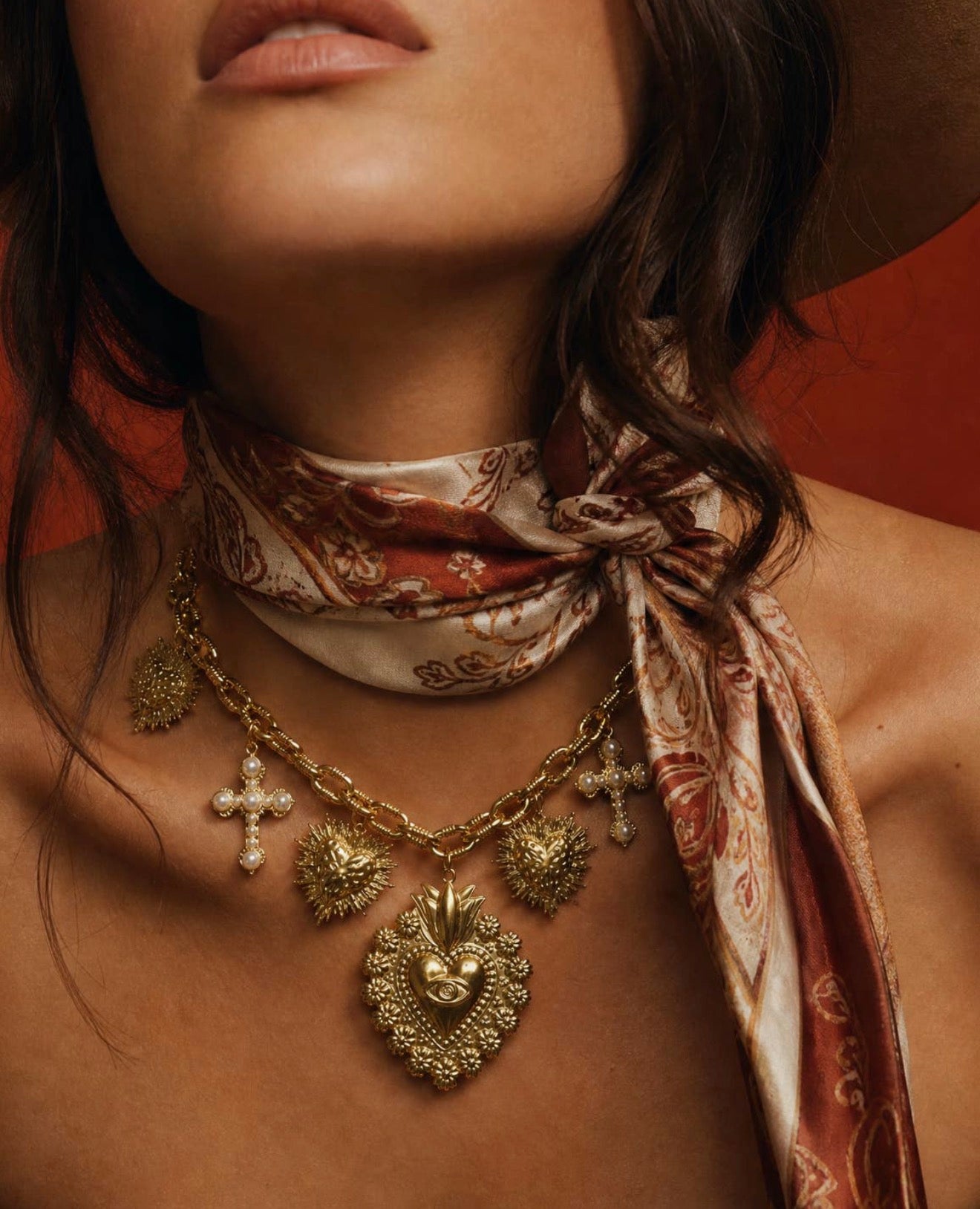 Holy heart necklace