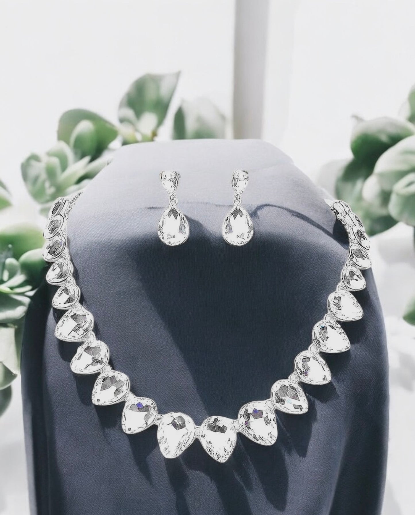 Stella Glam Necklace Set