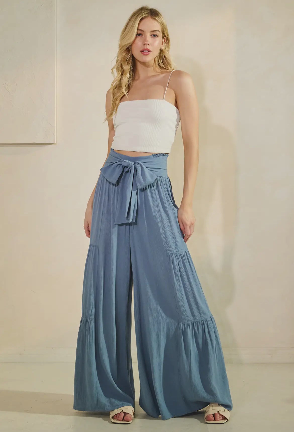 Woven ruffle hemming pants