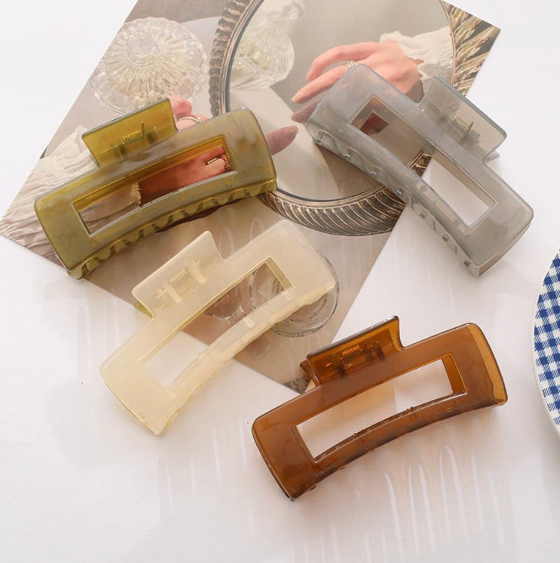 Large hair clip