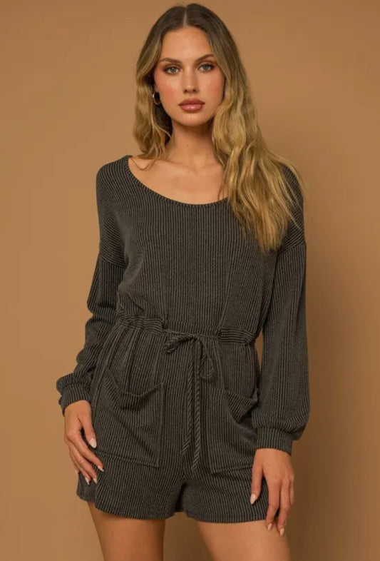 Long sleeve ribbed romper