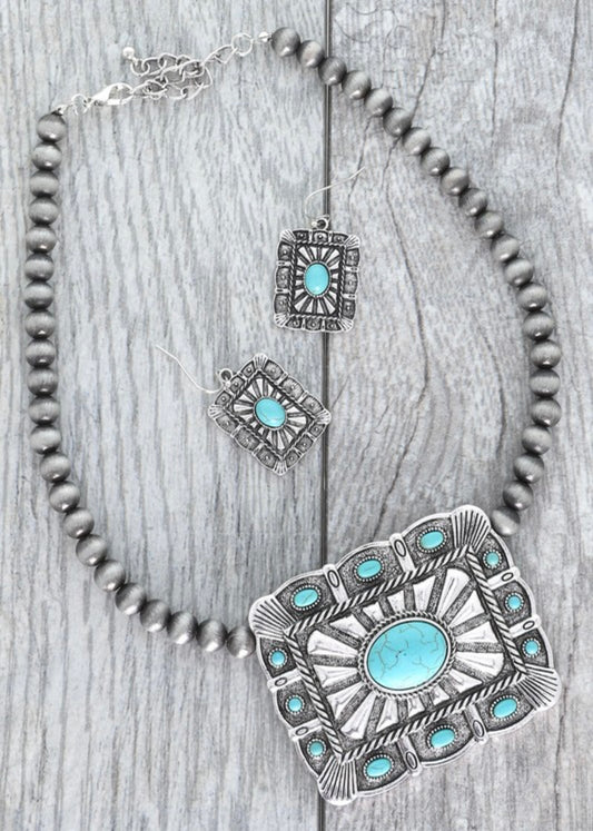 Navajo Pearl Concho Necklace Set