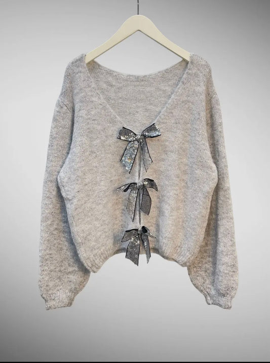 Blingy bow sweater OS