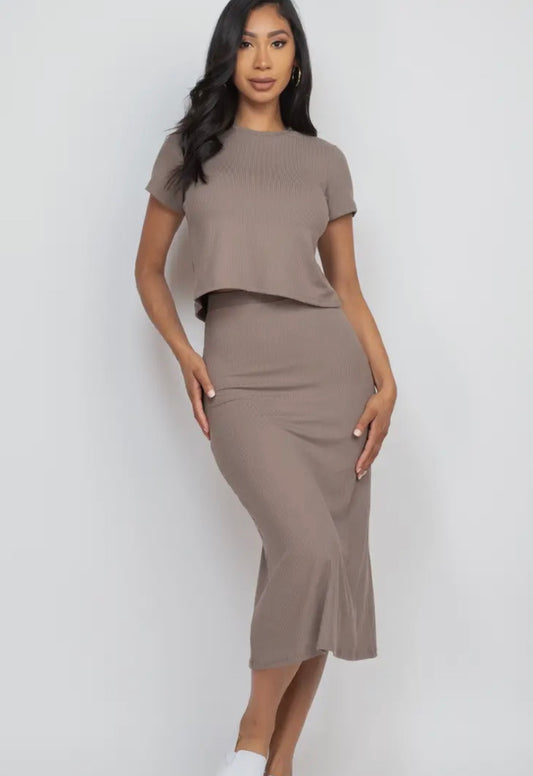 Ribbed top and midi skirt set