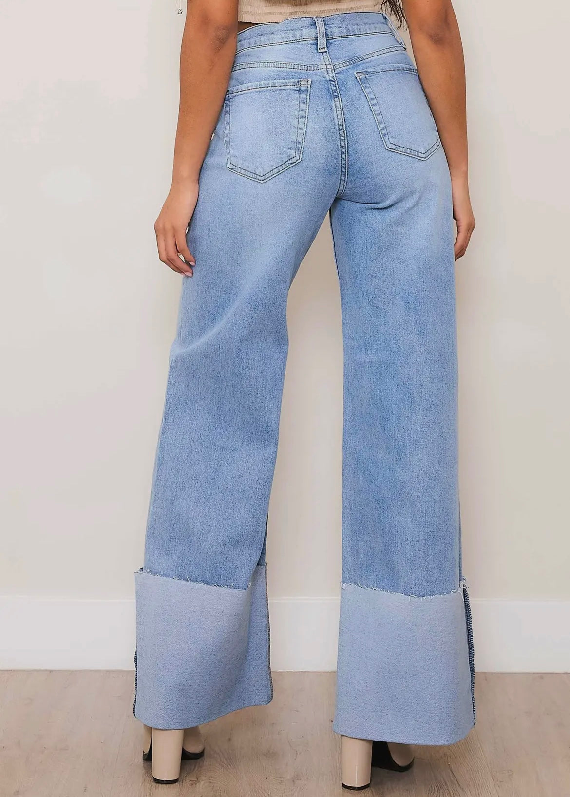 Wide leg super cuff jean
