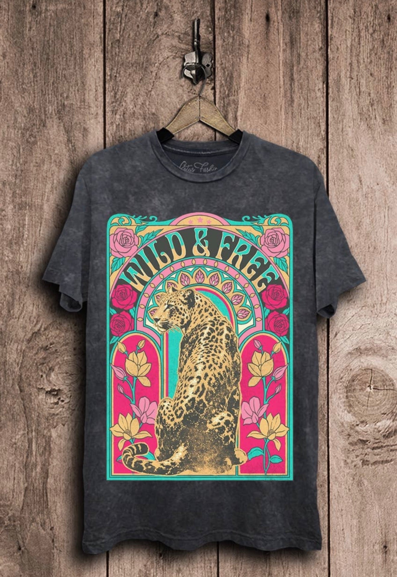 Wild & Free graphic top