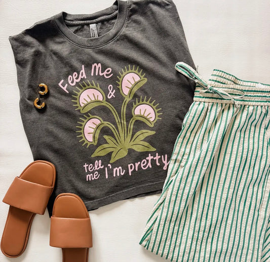 Feed me sleeveless crop tee