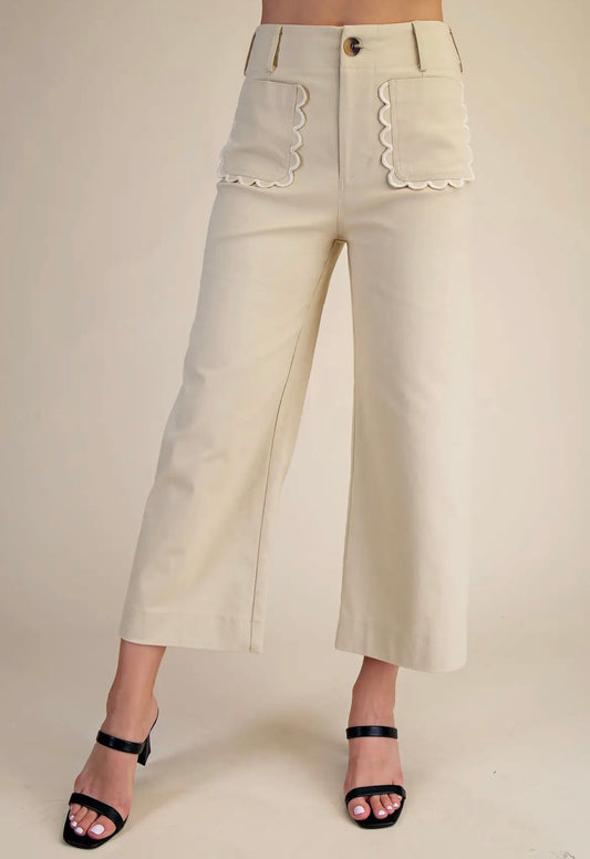 Scallop pocket pants