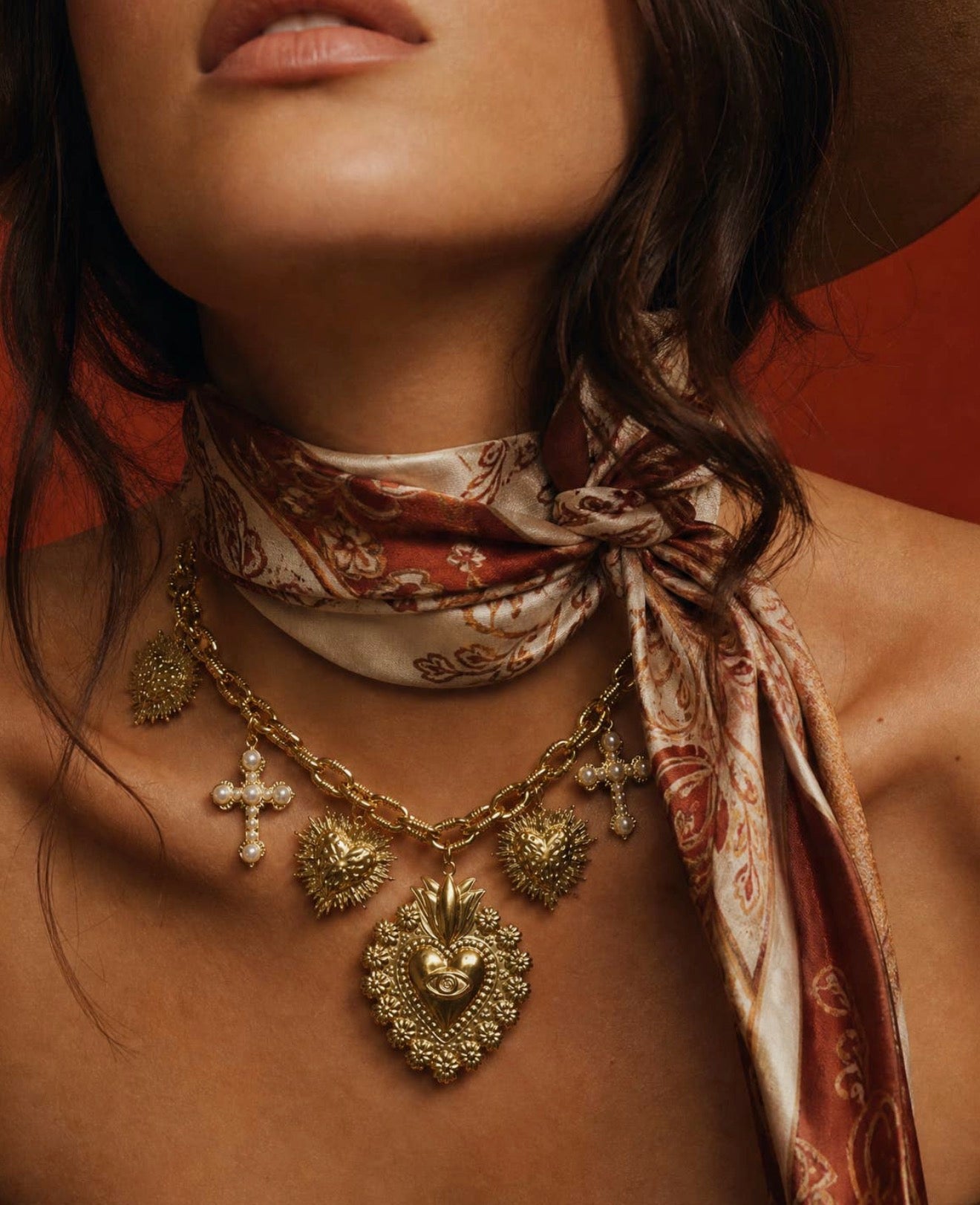 Holy heart necklace