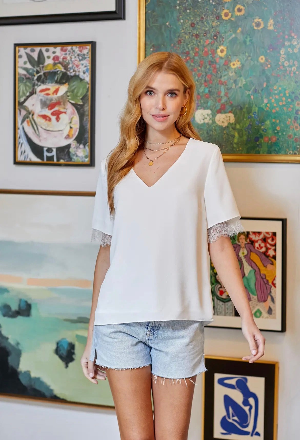 Short sleeve lace blouse