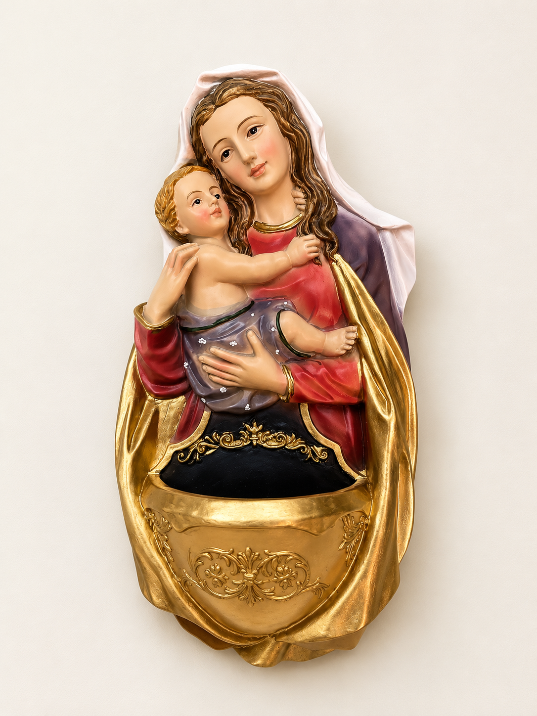 Madonna/Child holy water Font