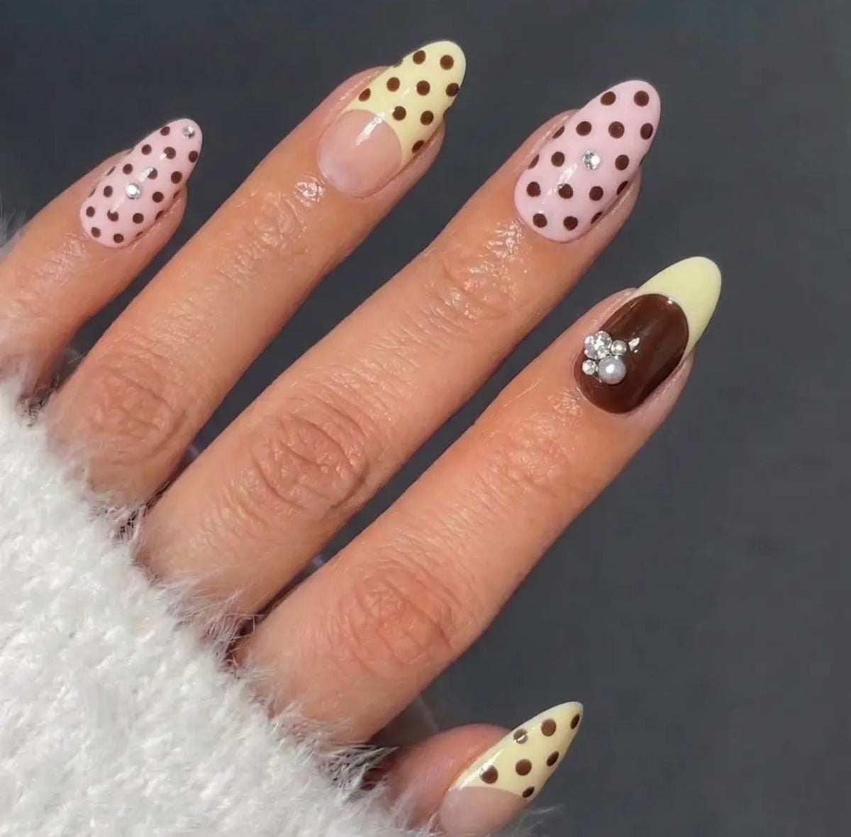 Amadela press on nails 24 pk