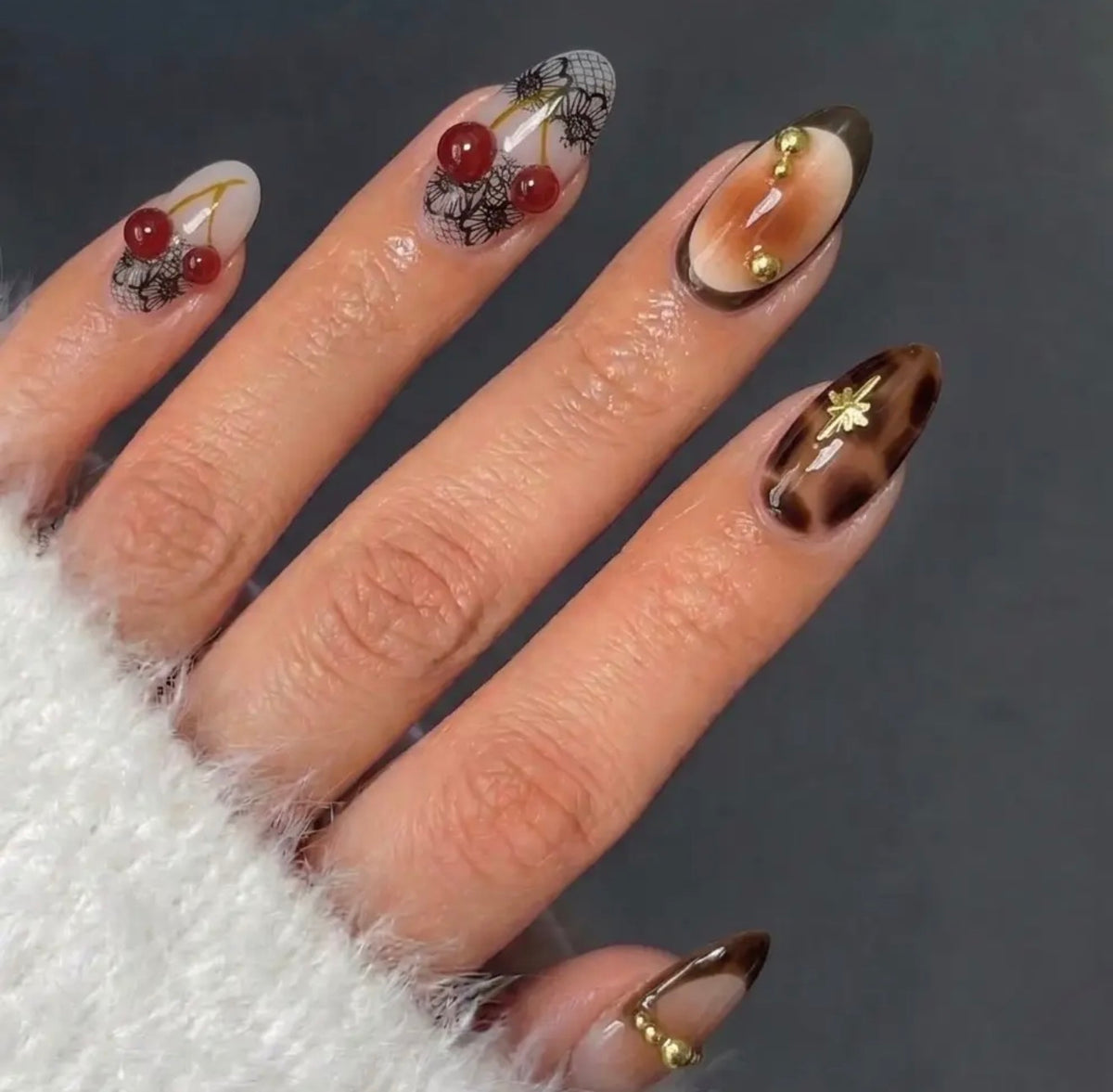 Amadela press on nails 24 pk