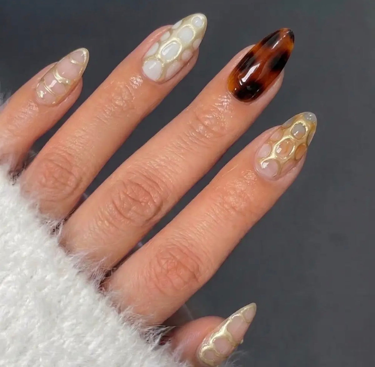 Amadela press on nails 24 pk