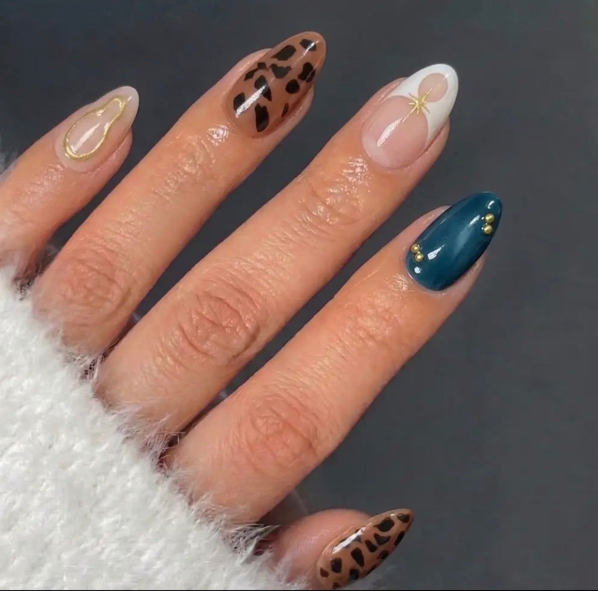 Amadela press on nails 24 pk